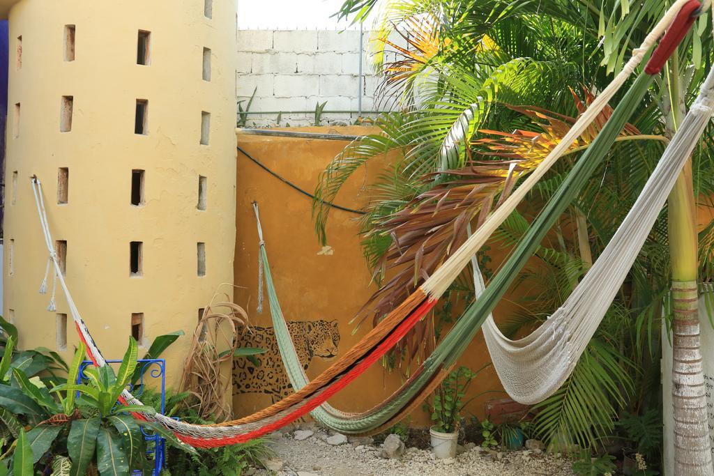 Hostel La Casa Del Tio Rafa Merida Exterior photo