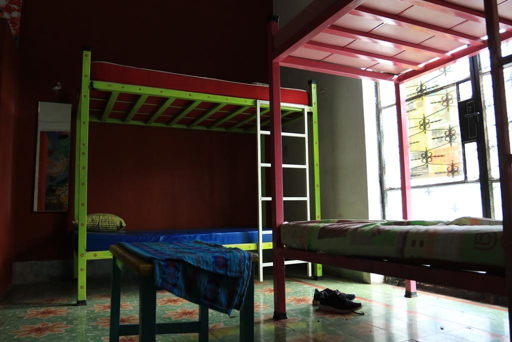 Hostel La Casa Del Tio Rafa Merida Exterior photo